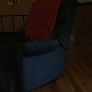 Meet your Posher, Debra